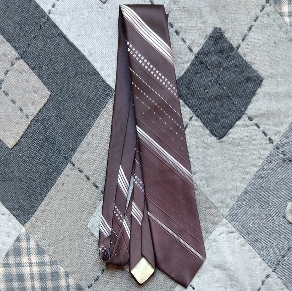 Vintage 70s Textured Striped Neck Tie - Picture 1 of 3